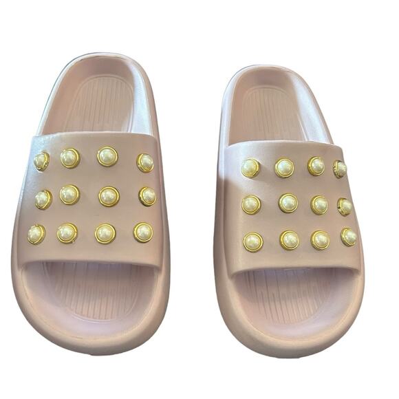 Kenneth Cole Mello Faux Pearl Studded Platform Slip On Slides NEW Size 7 - Picture 1 of 6